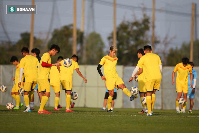 U23 Việt Nam nhận tin xấu, nhiều khả năng vắng người khổng lồ ở hàng thủ khi gặp UAE - Ảnh 1.