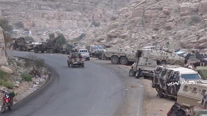 Houthi gây địa chấn, diệt-bắt 300 xe và 3.500 lính liên quân Saudi: Lần thứ 2 khủng khiếp - Ảnh 3.