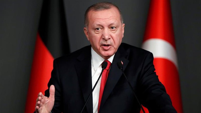 Đòn hiểm của Tổng thống Erdogan với S-400 khiến Nga ngừng ngay chiến dịch Idlib? - Ảnh 10.