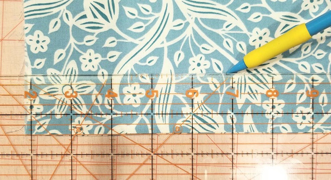 Tự may khẩu trang vải không hề khó như bạn nghĩ - ngày nghỉ các mẹ tranh thủ làm ngay nhé - Ảnh 4.