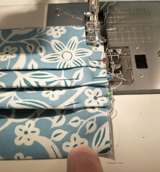 Tự may khẩu trang vải không hề khó như bạn nghĩ - ngày nghỉ các mẹ tranh thủ làm ngay nhé - Ảnh 10.