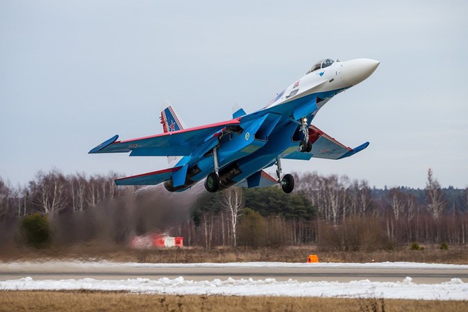 Mãn nhãn với khả năng tác chiến của vua chiến trường Syria Su-35S - Ảnh 9.