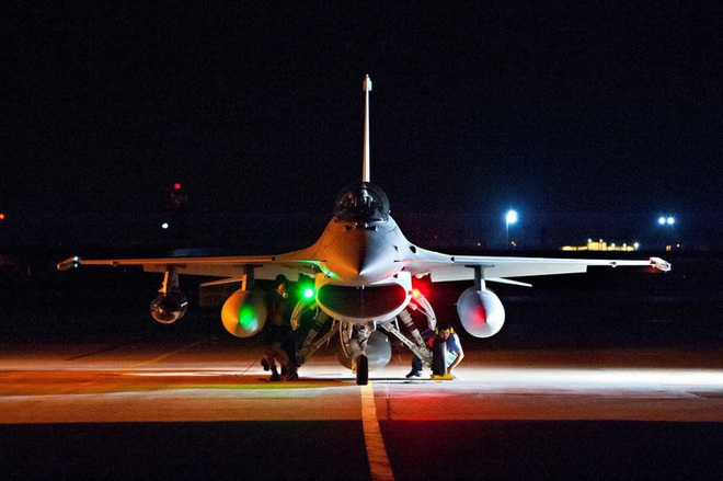 Ấn Độ bất ngờ tuyên bố Su-57 Nga không có cửa thắng trước F-21 Mỹ - Ảnh 9.