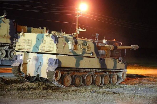 Hàng trăm xe quân sự Thổ Nhĩ Kỳ vượt biên giới, ầm ầm tiến vào Syria - Ảnh 4.