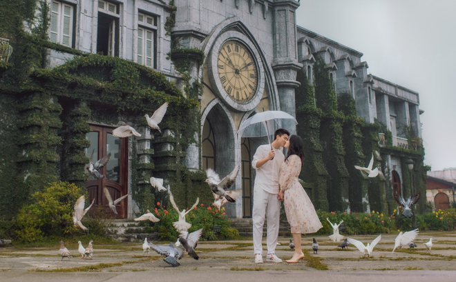 Duy Mạnh tung bộ ảnh cưới mới, lãng mạn, tình tứ bên Quỳnh Anh