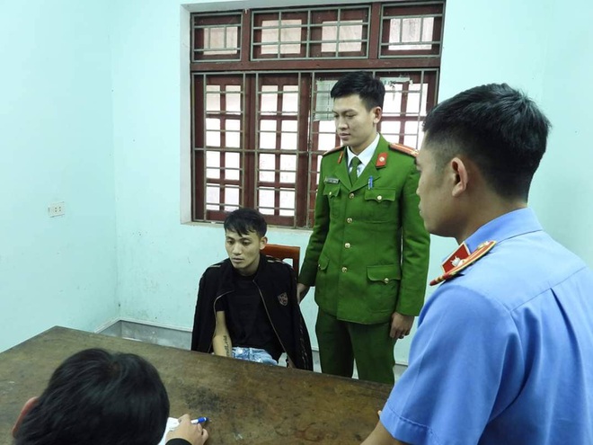 Quá trình vây bắt chiếc xe 7 chỗ chở 45kg ma túy đá đi trên đường làng Hà Tĩnh - Ảnh 13.