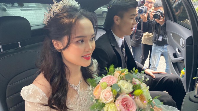 TRỰC TIẾP đám cưới hoành tráng của Duy Mạnh - Quỳnh Anh: Quỳnh Anh lên xe về nhà chồng - Ảnh 5.