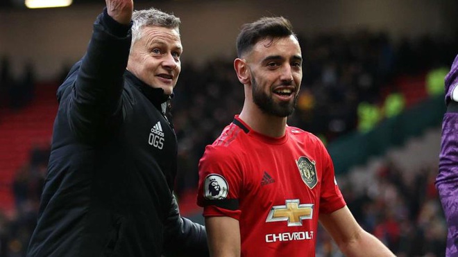 Bruno Fernandes có thể trở thành huyền thoại MU giống Scholes, Cantona - Ảnh 1.