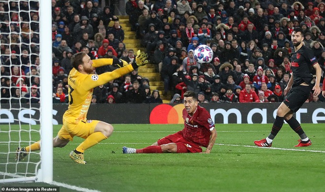 Thủ môn phạm sai lầm, Liverpool bị đá văng khỏi Champions League theo kịch bản nghiệt ngã - Ảnh 2.