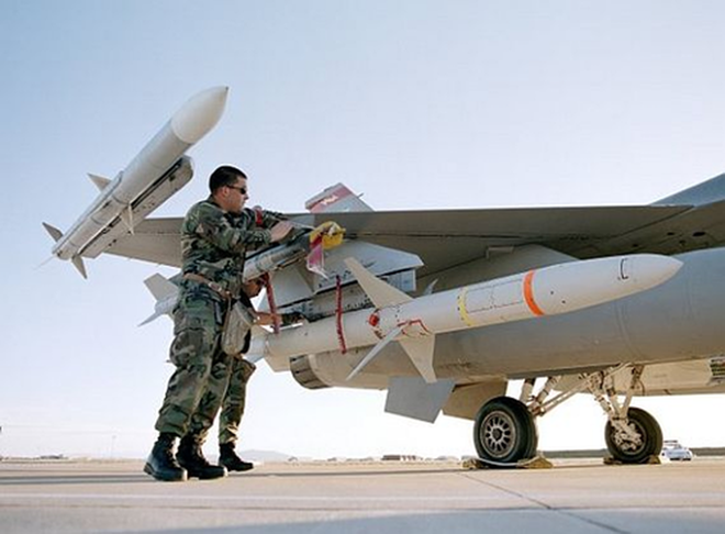 [ẢNH] Cuồng phong Châu Âu EF-2000 được trang bị thêm tên lửa sát thủ diệt radar - Ảnh 9.