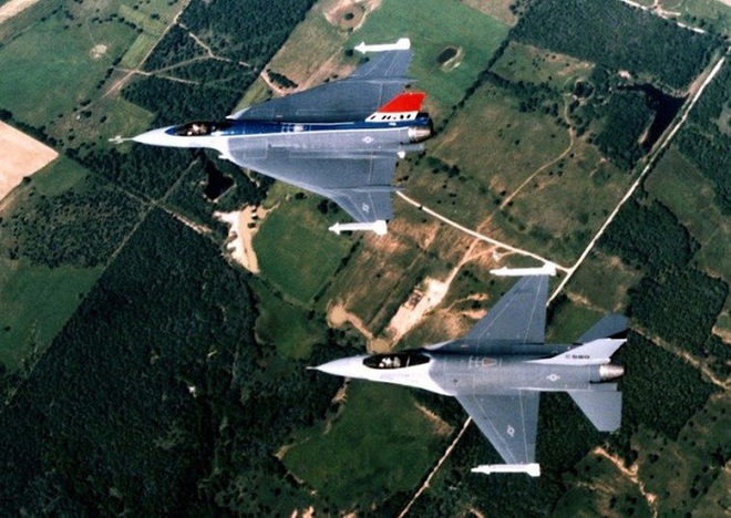 Biến thể F-16 của Mỹ chuyên tấn công mặt đất ít người biết - Ảnh 2.