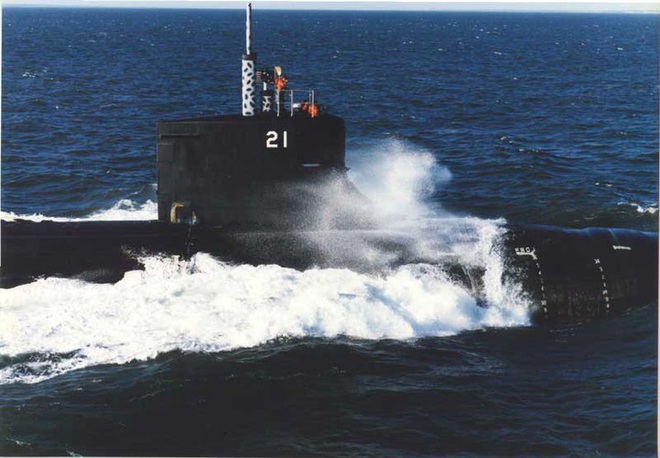 Máy bay săn ngầm khổng lồ Nga chạm mặt tàu ngầm hạt nhân mạnh nhất Mỹ - Ảnh 16.