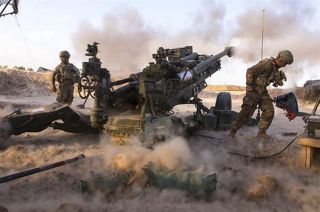 Mỹ bất ngờ chuyển pháo hiện đại M777 tới Syria làm gì? - Ảnh 10.