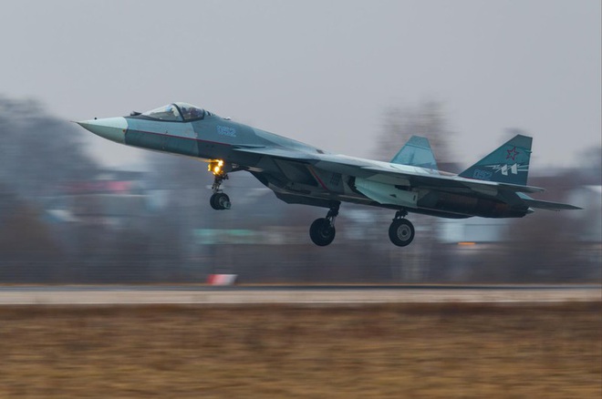 Su-57 Nga vừa hoàn thành cuộc thử nghiệm lần 2 với động cơ siêu khủng Sản phẩm 30 - Ảnh 6.