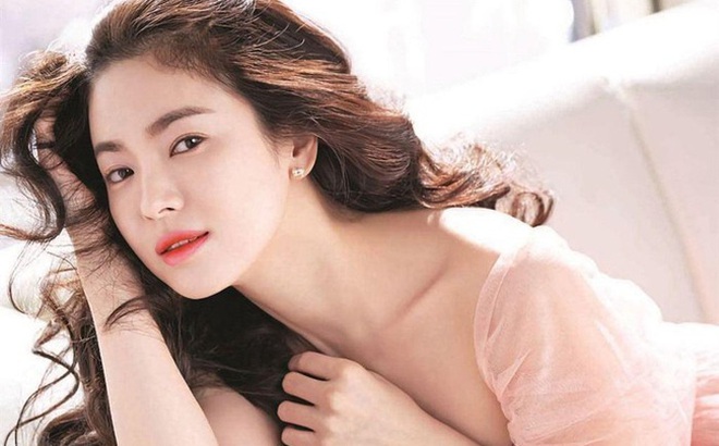 10 mỹ nhân Hàn đẹp nhất trong mắt netizen Trung: Song Hye Kyo, Son Ye Jin  đều có mặt nhưng nhận được nhiều lời khen nhất lại là người đẹp 49 tuổi này