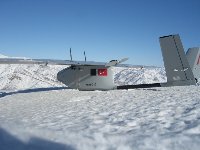 UAV Thổ Nhĩ Kỳ bị bắn hạ gần biên giới châu Âu: NATO lâm vào cảnh huynh đệ tương tàn - Ảnh 1.