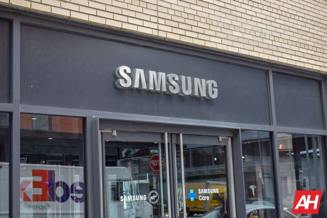Học theo Apple, Samsung đóng tất cả cửa hàng ở Mỹ - Ảnh 1.