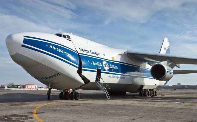 [ẢNH] Chương trình nâng cấp siêu vận tải cơ An-124 của Nga gặp khó - Ảnh 7.