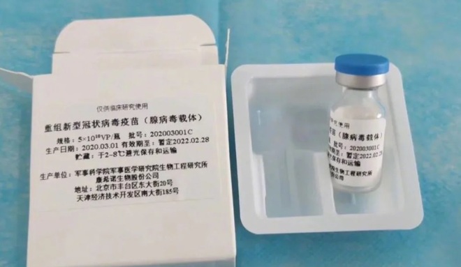 Những người đầu tiên tiêm vaccine ngừa Covid-19 ở Trung Quốc - Ảnh 3.