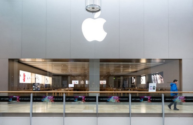 Tình huống trớ trêu: Khách hàng gửi máy để sửa tại Apple Store không thể lấy máy cho tới khi cửa hàng mở trở lại - Ảnh 1.