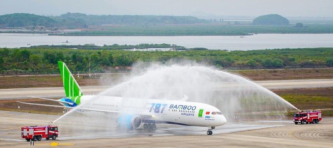 Boeing 787 Dreamliner đưa kiều bào VN về nước giữa dịch Covid-19 hiện đại như thế nào? - Ảnh 9.