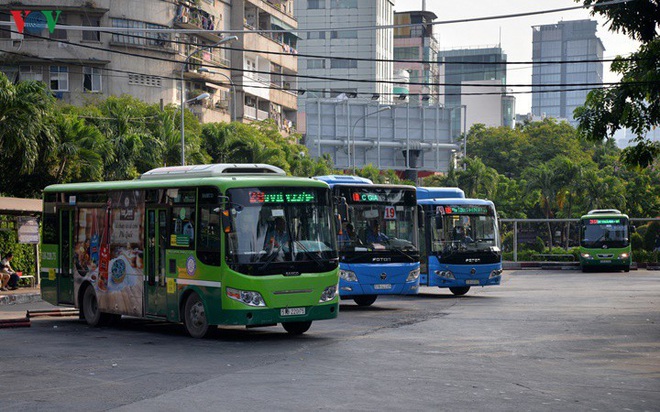 Dịch Covid-19 ngày 25/3: Việt Nam có 134 ca dương tính, nghi ngờ lây nhiễm chéo ở Bệnh viện Bạch Mai - Ảnh 1.