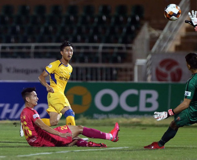 V-League: Chưa giảm lương vì nhạy cảm - Ảnh 1.