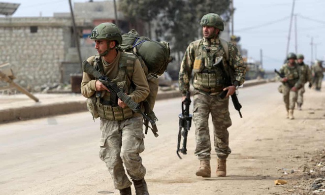 Tướng Nga nổi giận, Mỹ - NATO quay lưng: Thổ Nhĩ Kỳ đang phải trả giá đắt ở Syria! - Ảnh 2.