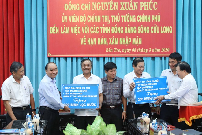 Thủ tướng: Vaccine có sẵn của Việt Nam là tinh thần kiên cường, vượt khó - Ảnh 4.