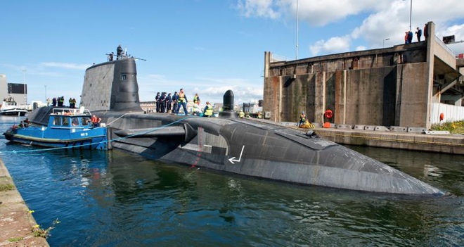 Hải quân Anh hạ thủy siêu tàu ngầm hạt nhân gần 2 tỷ USD - Ảnh 3.
