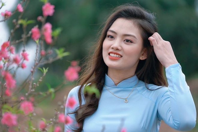 Hoa khôi bóng chuyền Thu Hoài: Xinh đẹp nhưng muốn tránh xa... showbiz - Ảnh 1.