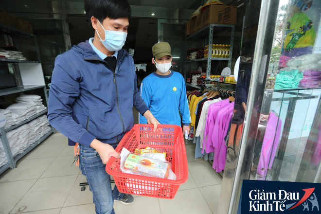 Bên trong siêu thị đặc biệt nhất mùa Covid-19: Giá chỉ đề tượng trưng, hóa đơn 0 đồng - Ảnh 7.