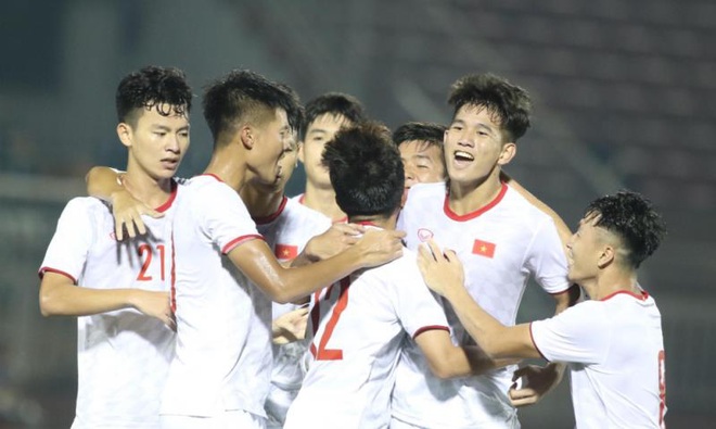 Không đào tạo cầu thủ tốt, thành công của bóng đá Việt Nam chỉ là may rủi - Ảnh 6.