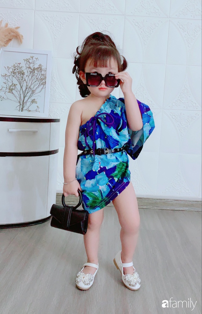 Ở nhà quá chán, hot mom Hà Nội nảy ra ý định lấy quần đùi của chồng cosplay cho con gái 2 tuổi, không ngờ ra lò bộ ảnh đẹp như tạp chí - Ảnh 1.