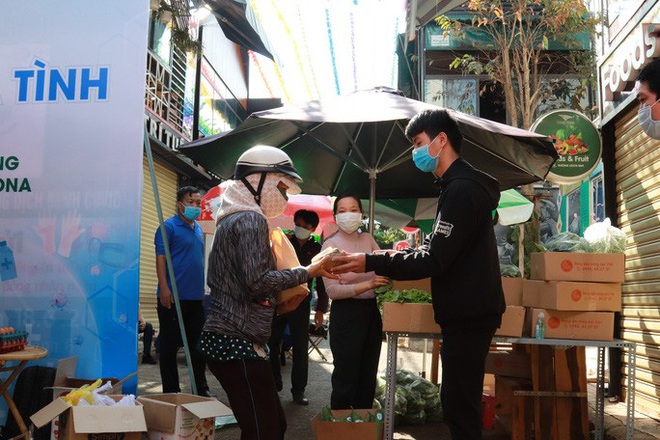  Đắk Lắk: ATM gạo có thêm rau, trứng và mì  - Ảnh 13.