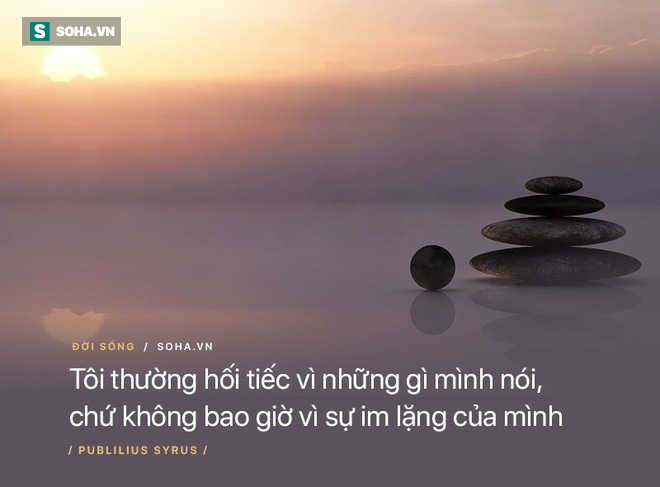 Bị kẻ ác ý cố tình đẩy ngã, người đàn ông đáp lại bằng 1 hành động khôn ngoan, người bạn đi cùng cúi đầu nể phục - Ảnh 5.