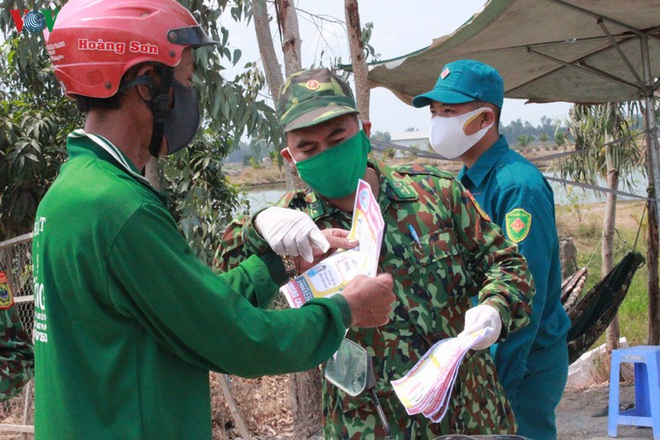 Lũy thép biên phòng chống dịch tuyến biên giới Tây Nam - Ảnh 12.