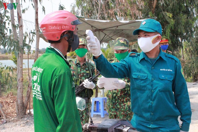 Lũy thép biên phòng chống dịch tuyến biên giới Tây Nam - Ảnh 10.