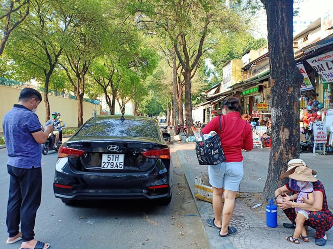 Anh tài xế bao đồng đáng yêu nhất quả đất và những chuyến xe miễn phí cho bệnh nhân mùa dịch Covid-19 - Ảnh 4.