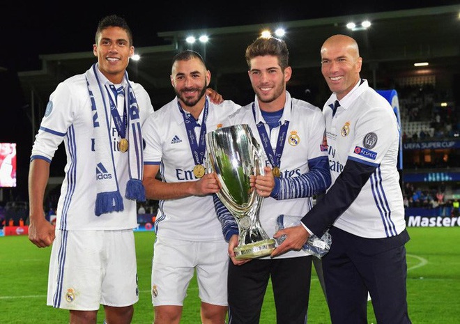  Con trai huyền thoại Zidane được mời gia nhập… tuyển Algeria  - Ảnh 2.