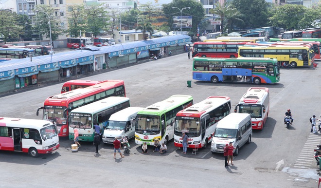 Tin mới dịch Covid-19 ngày 29/4: Vũng Tàu chưa mở cửa bãi tắm nhưng du khách đã đặt kín phòng; Thêm 1 ca dương tính trở lại - Ảnh 1.