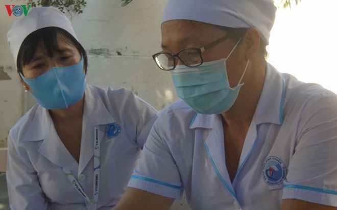 Cập nhật dịch Covid-19 ngày 5/4: Việt Nam tạm dừng ở 240 ca nhiễm; Hơn 20 người F1 tiếp xúc gần BN 237 ở Ninh Bình đều có thể trạng bình thường - Ảnh 2.