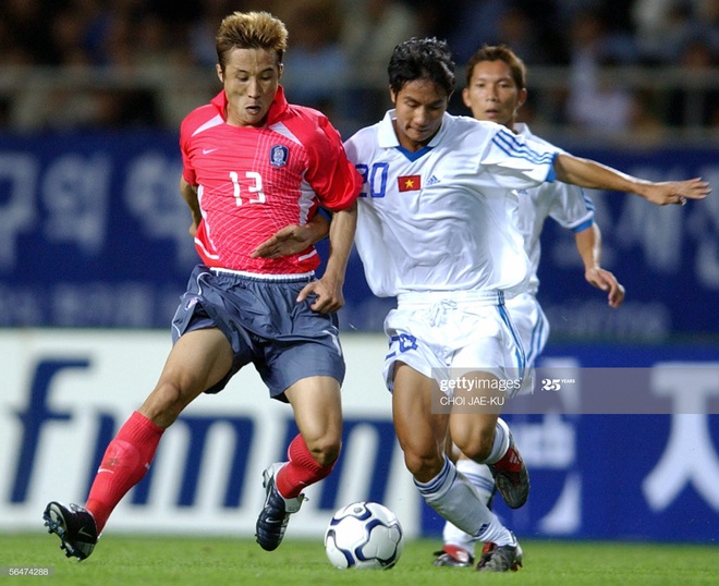 Văn Quyến xuất quỷ nhập thần, Việt Nam hạ đội hạng tư World Cup nhờ một đội hình kỳ lạ - Ảnh 3.