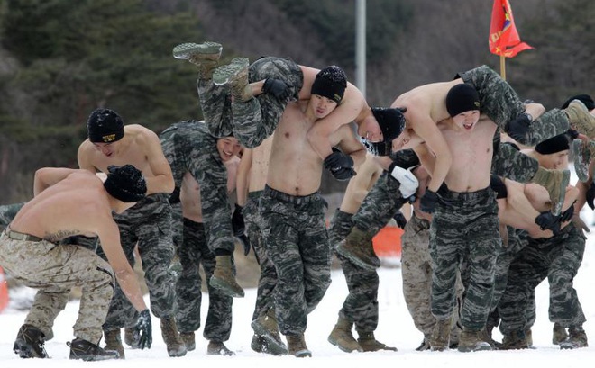 Khóa huấn luyện quân sự Son Heung-min tham gia khắc nghiệt thế nào?