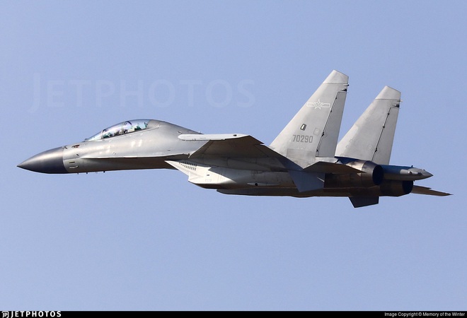 Báo Trung Quốc chê Su-34 chưa đủ sức vượt trội J-16, báo Nga giễu cợt: Hãy nâng tầm lên! - Ảnh 1.