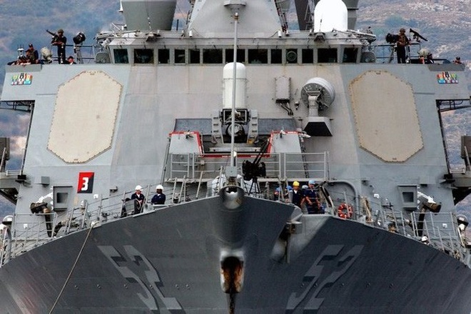 Cận cảnh các tàu chiến Mỹ thách thức Trung Quốc ở biển Đông - Ảnh 10.