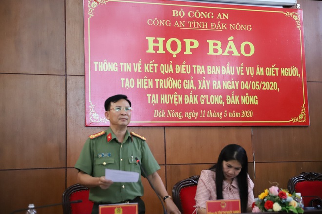 Họp báo vụ giết người, dựng hiện trường giả: Bí thư xã khai nhận giết chết cháu vợ rồi đưa lên ô tô đốt xác phi tang - Ảnh 1.