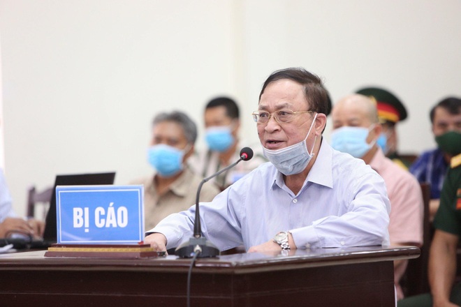 Đô đốc Nguyễn Văn Hiến bị đề nghị 3-4 năm tù; Út trọc 20 năm tù về tội Lừa đảo chiếm đoạt tài sản - Ảnh 1.