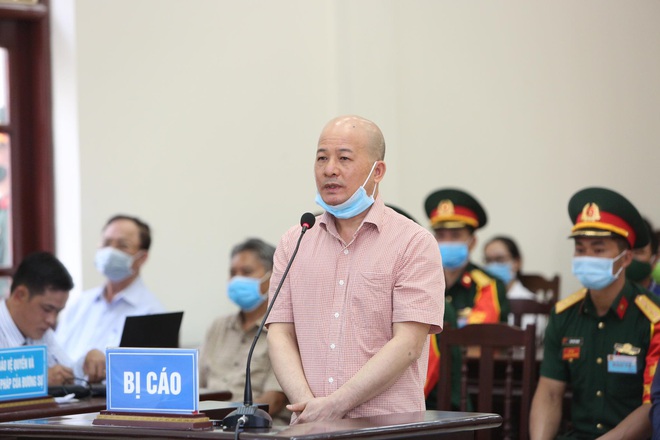 Xét xử cựu thứ trưởng Bộ Quốc phòng Nguyễn Văn Hiến cùng đồng phạm: HĐXX bác đề nghị triệu tập thêm nhân chứng - Ảnh 3.