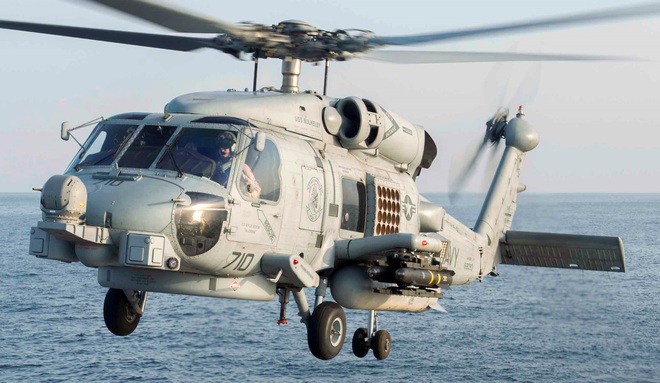 Đối phó Trung Quốc là ưu tiên số 1, Mỹ biếu không trực thăng săn ngầm cho Ấn Độ - Ảnh 1.